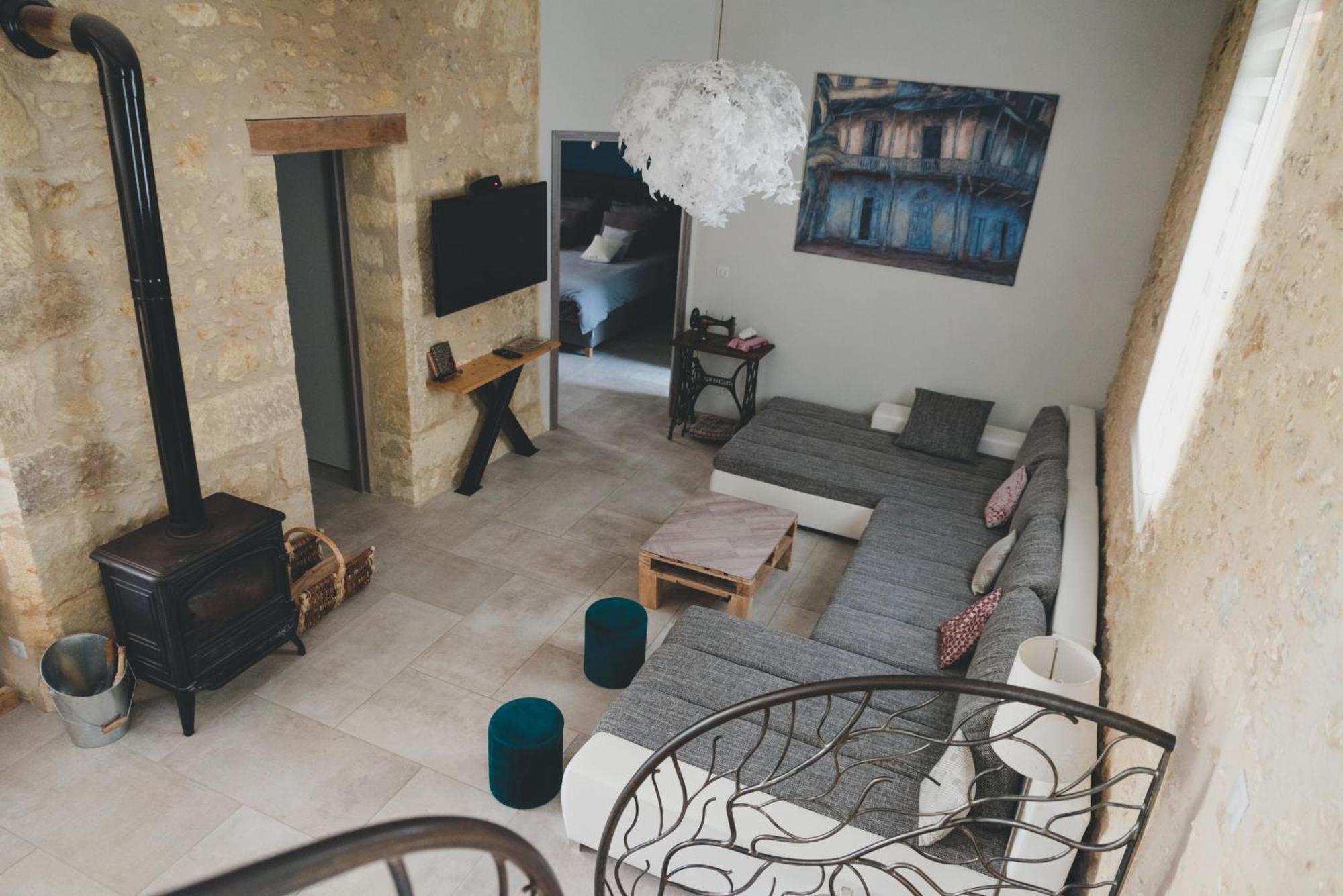 Gite Du Manoir Le Roc Couze-et-Saint-Front Zewnętrze zdjęcie