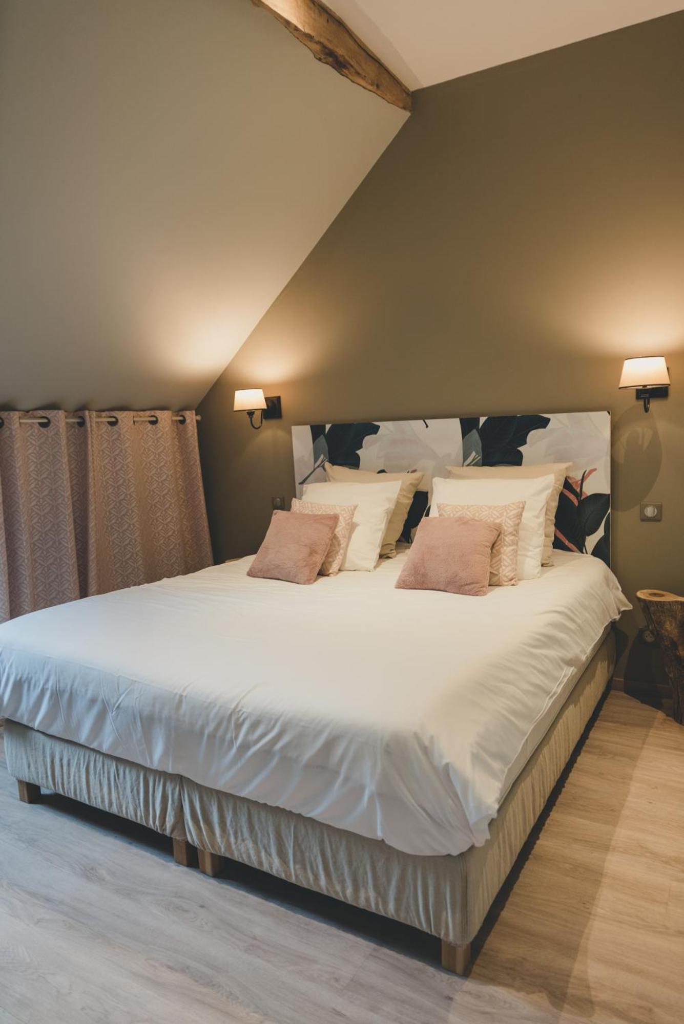 Gite Du Manoir Le Roc Couze-et-Saint-Front Zewnętrze zdjęcie