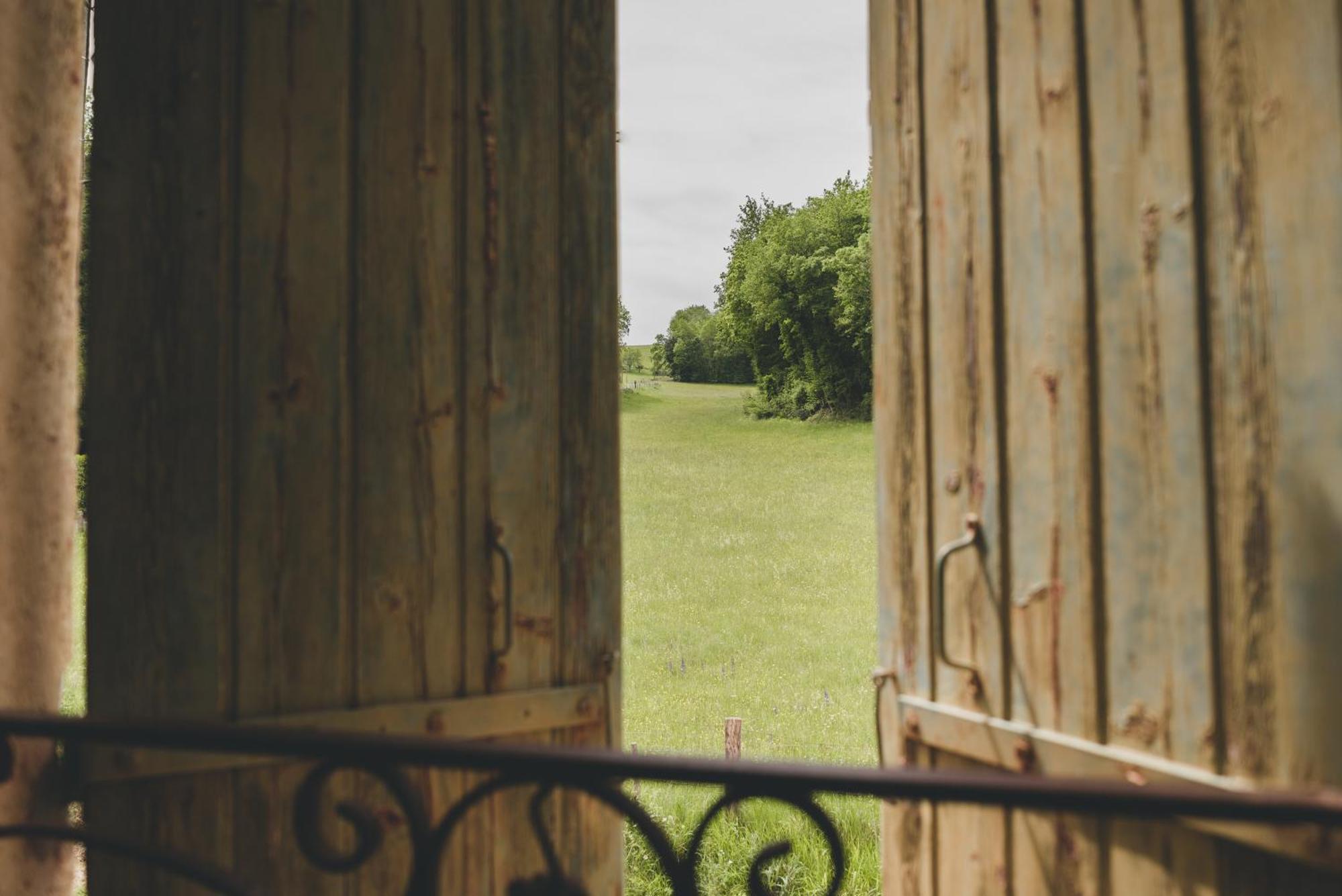 Gite Du Manoir Le Roc Couze-et-Saint-Front Zewnętrze zdjęcie