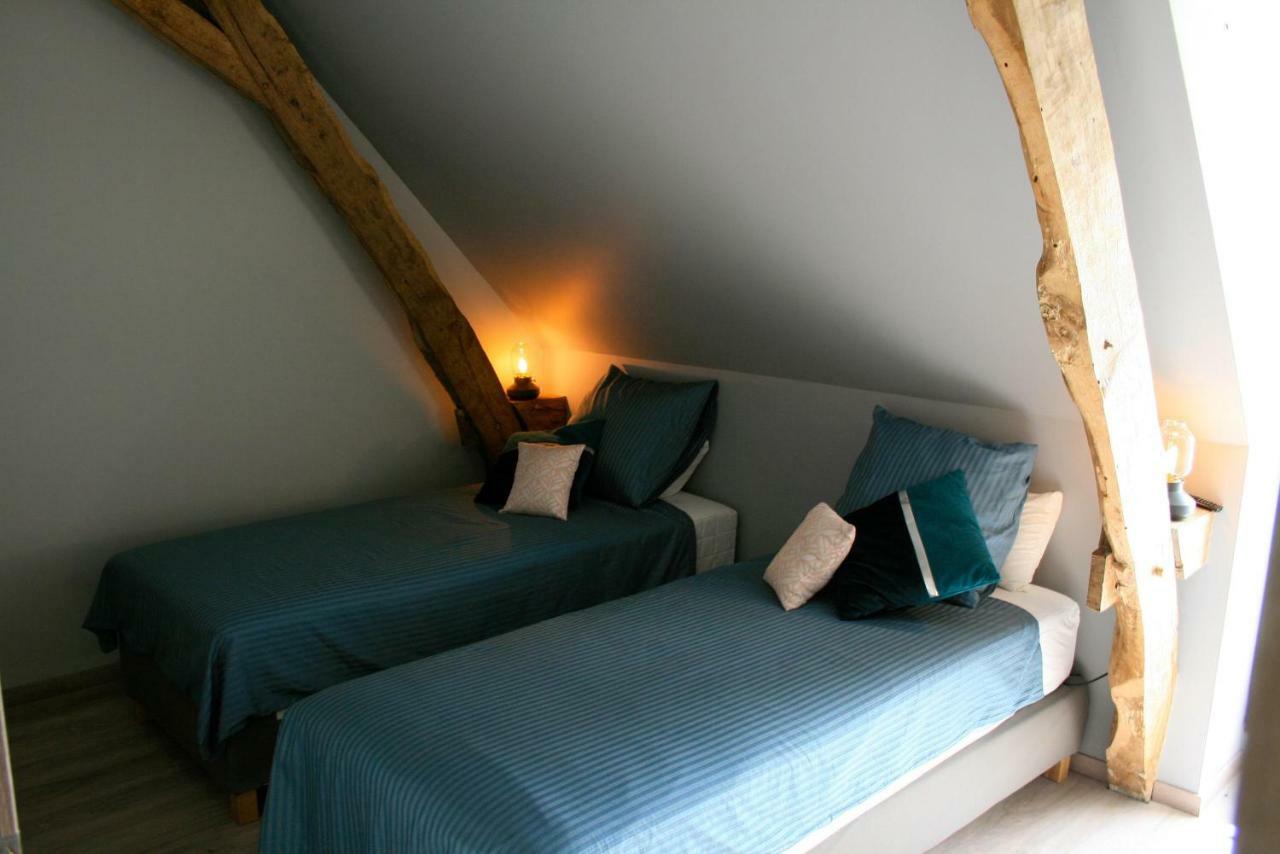 Gite Du Manoir Le Roc Couze-et-Saint-Front Zewnętrze zdjęcie